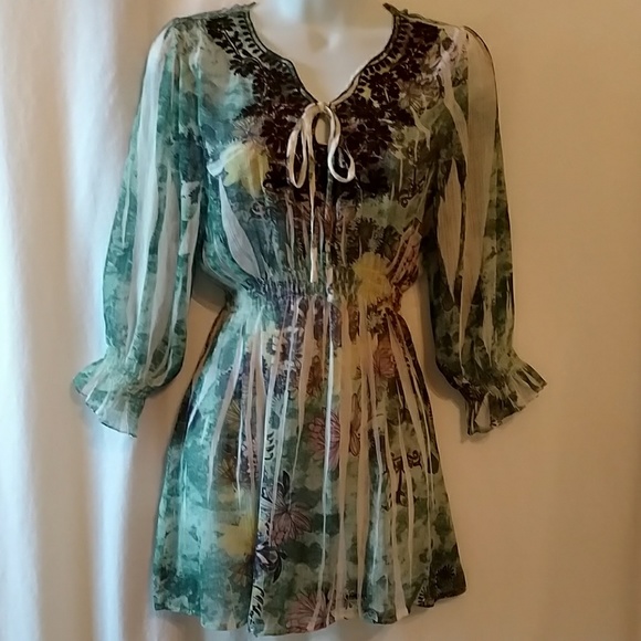 Boho Gypsy Floral Print Embroidered Tunic Top - Picture 2 of 8